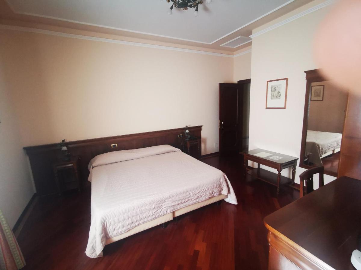 Appignano  Hotel Villa Verdefiore מראה חיצוני תמונה