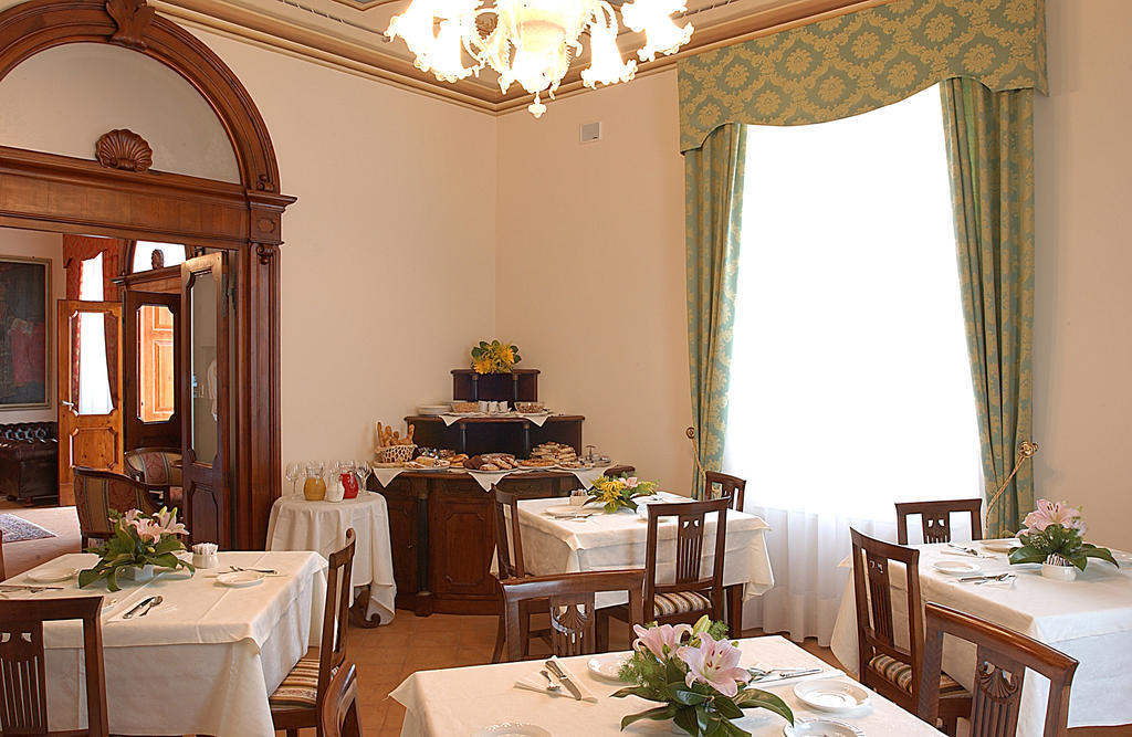 Appignano  Hotel Villa Verdefiore מראה חיצוני תמונה